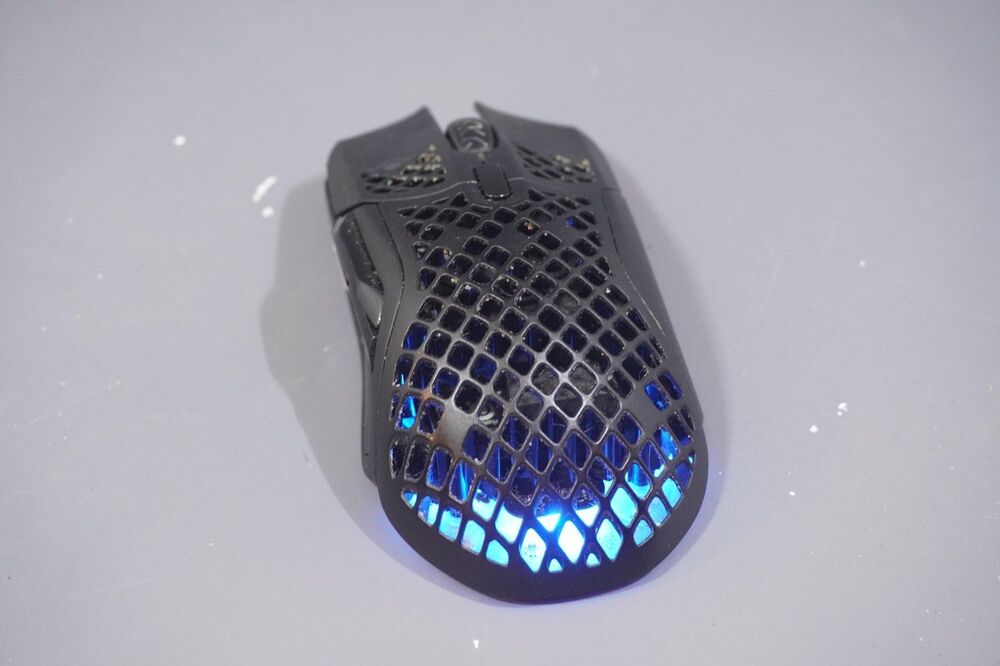 SteelSeries Aerox 5 Wireless - Holey RGB Gaming Mouse - Ultra-lightweight